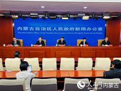 锚定“1571”工做摆设｜聚焦10个沉点行业 加速设